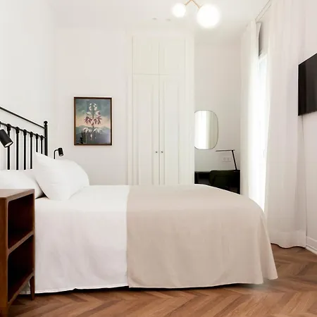 Sauce Hotell 2*