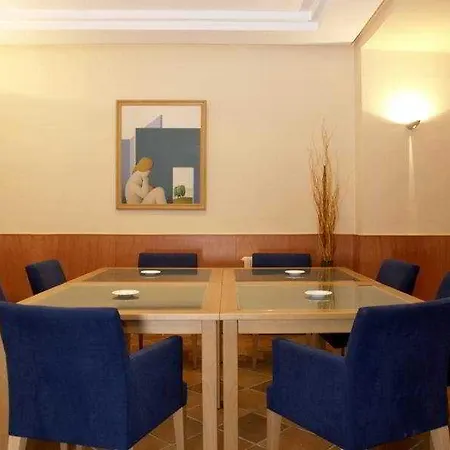 Sauce Hotel