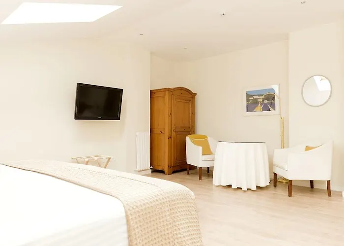 Sauce Ξενοδοχείο 2*